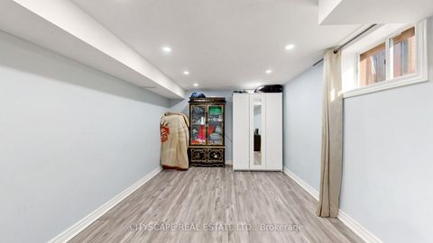 Photo 36 at 15 Barnes Crescent, Woburn, Toronto