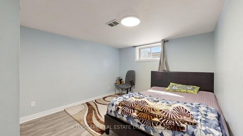Photo 40 at 15 Barnes Crescent, Woburn, Toronto