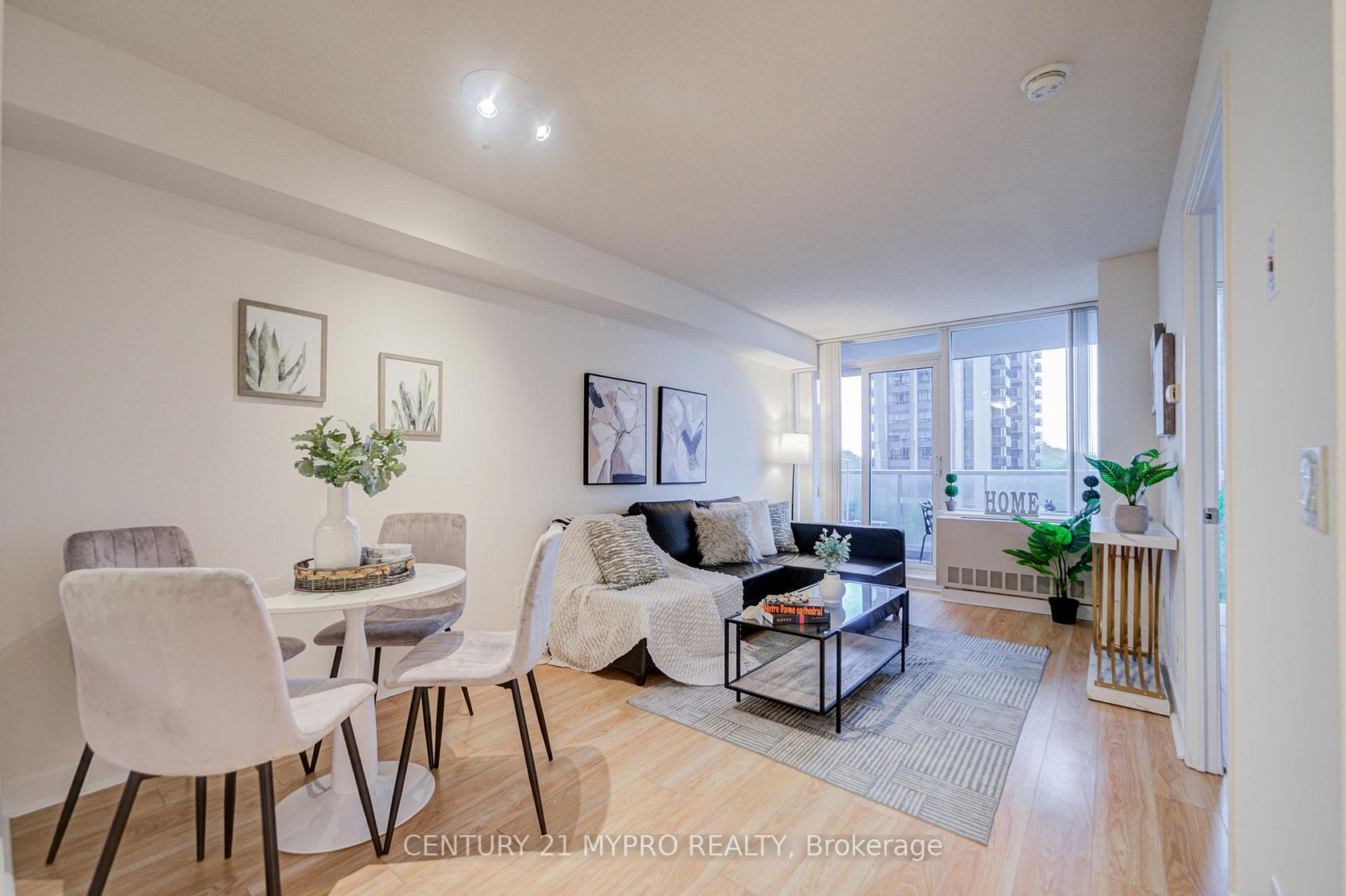 705 - 4968 Yonge Street, Westgate, Toronto photo number 2