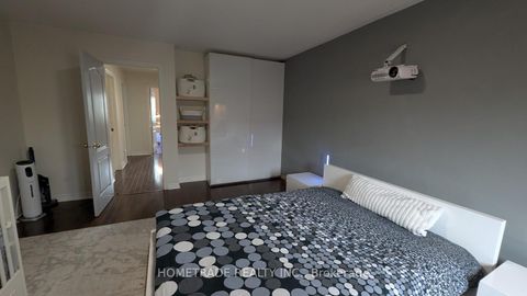 Photo 12 at 231 Denise Circle, Summerhill Estates, Newmarket