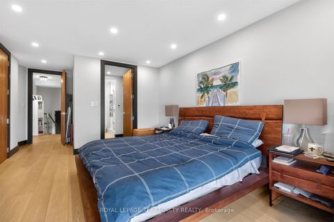 Photo 26 at 2432 - 33 Harbour Square, Waterfront Communities C1, Toronto