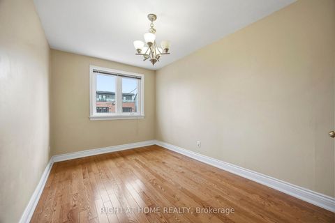 Photo 23 at 81 Argyle Street, Bellwoods, Toronto