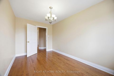 Photo 26 at 81 Argyle Street, Bellwoods, Toronto