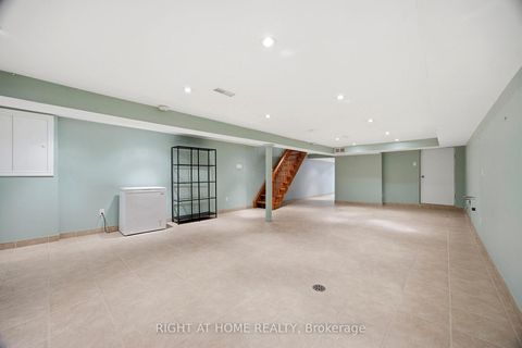 Photo 28 at 81 Argyle Street, Bellwoods, Toronto