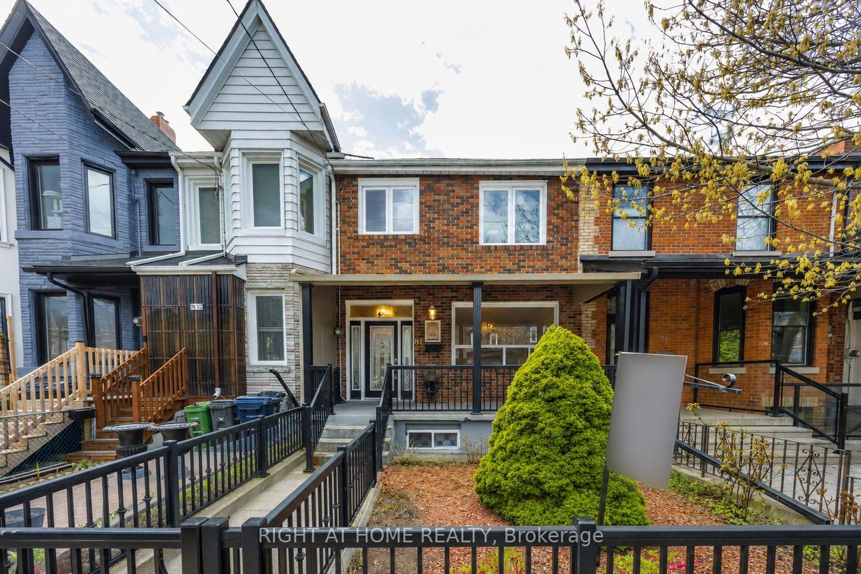81 Argyle Street, Bellwoods, Toronto photo number 2