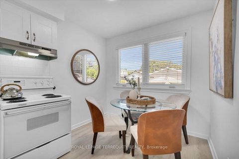 Photo 7 at 28 Crowland Drive, Kipling, Toronto