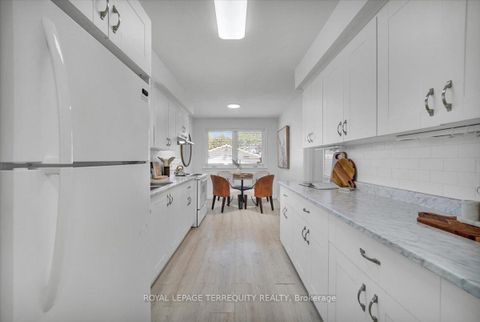 Photo 9 at 28 Crowland Drive, Kipling, Toronto