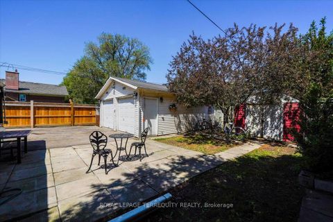 Photo 31 at 28 Crowland Drive, Kipling, Toronto