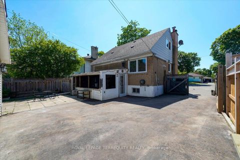 Photo 33 at 28 Crowland Drive, Kipling, Toronto