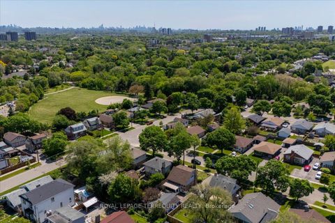 Photo 37 at 28 Crowland Drive, Kipling, Toronto