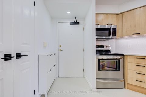 Photo 13 at 510 - 55 Harrison Garden Boulevard, Willowdale East, Toronto