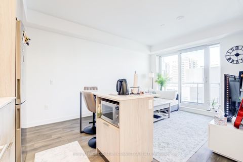 Photo 5 at 1307 - 130 River Street, Regent Park, Toronto