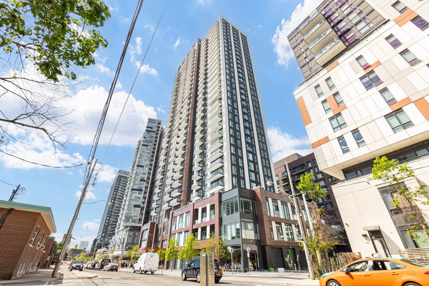 1307 - 130 River Street, Regent Park, Toronto photo number 2