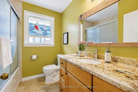 Photo 15 at 3 Embers Drive, West Deane, Toronto