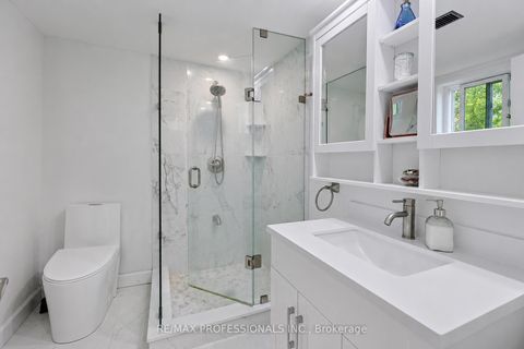 Photo 31 at 3 Embers Drive, West Deane, Toronto