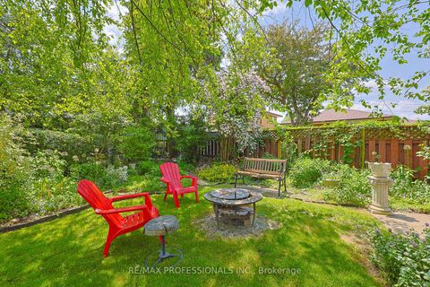 Photo 38 at 3 Embers Drive, West Deane, Toronto