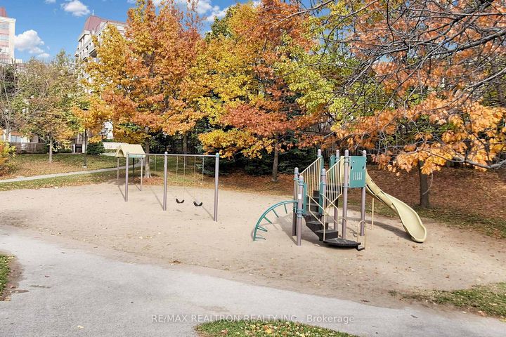 Photo 48 at Th16 - 3 Rean Drive, Bayview Village, Toronto