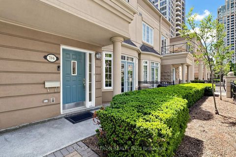 Photo 5 at Th16 - 3 Rean Drive, Bayview Village, Toronto