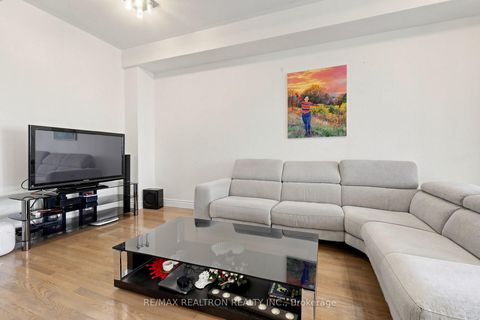 Photo 11 at Th16 - 3 Rean Drive, Bayview Village, Toronto