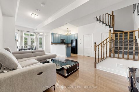 Photo 12 at Th16 - 3 Rean Drive, Bayview Village, Toronto