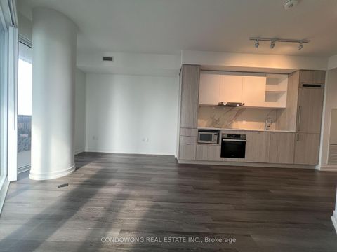 Photo 2 at 6212 - 138 Downes Street, Waterfront Communities C8, Toronto