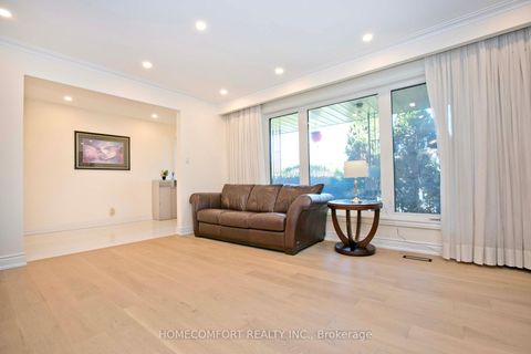 Photo 3 at 19 Oldborough Circle, Don Valley Village, Toronto
