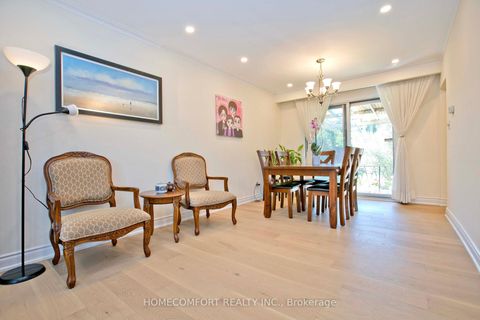 Photo 4 at 19 Oldborough Circle, Don Valley Village, Toronto