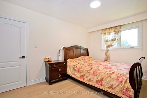 Photo 11 at 19 Oldborough Circle, Don Valley Village, Toronto