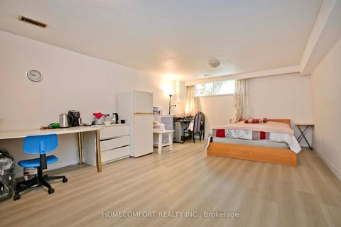 Photo 22 at 19 Oldborough Circle, Don Valley Village, Toronto
