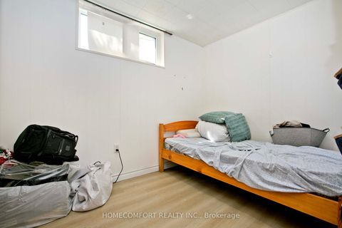 Photo 29 at 19 Oldborough Circle, Don Valley Village, Toronto