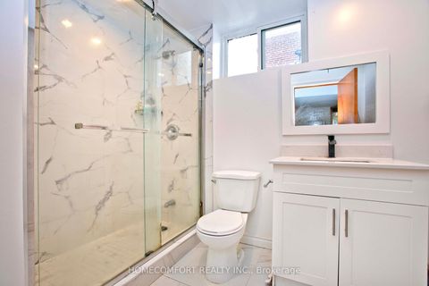 Photo 31 at 19 Oldborough Circle, Don Valley Village, Toronto
