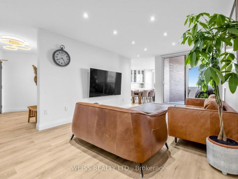 Photo 13 at 1405 - 150 Neptune Drive, Lawrence, Toronto