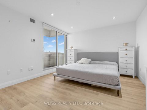 Photo 23 at 1405 - 150 Neptune Drive, Lawrence, Toronto