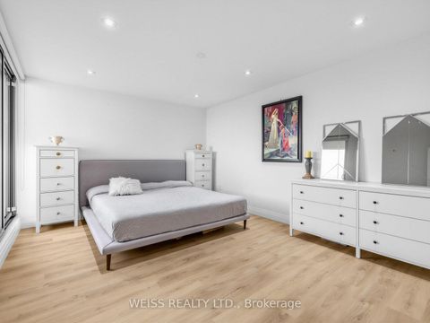 Photo 25 at 1405 - 150 Neptune Drive, Lawrence, Toronto
