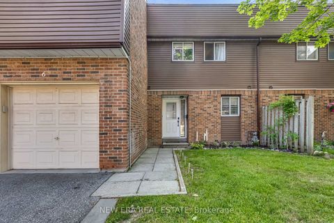 Photo 1 at 6 - 1415 Fieldlight Boulevard, Liverpool, Pickering