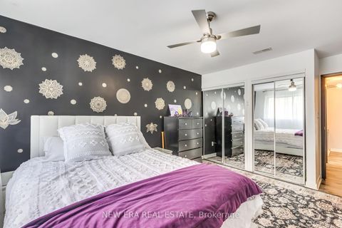 Photo 13 at 6 - 1415 Fieldlight Boulevard, Liverpool, Pickering