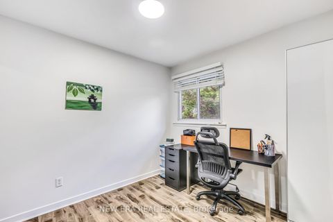 Photo 15 at 6 - 1415 Fieldlight Boulevard, Liverpool, Pickering