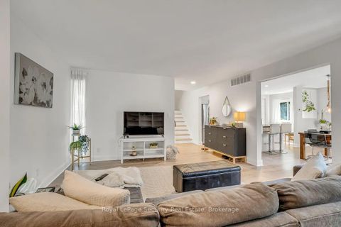 Photo 8 at 23 Raintree Path, West Deane, Toronto