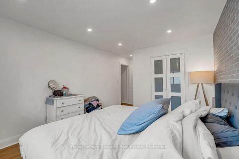 Photo 22 at 23 Raintree Path, West Deane, Toronto
