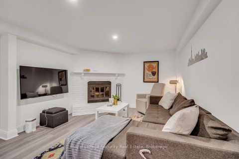 Photo 36 at 23 Raintree Path, West Deane, Toronto