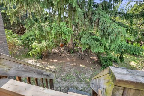 Photo 40 at 23 Raintree Path, West Deane, Toronto