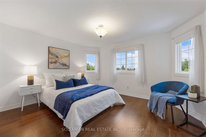 Photo 27 at 28 Dunvegan Drive, South Richvale, Richmond Hill
