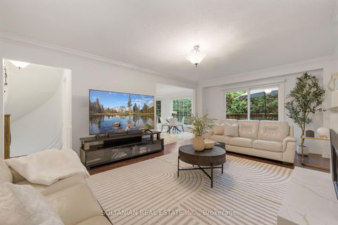 Photo 8 at 28 Dunvegan Drive, South Richvale, Richmond Hill