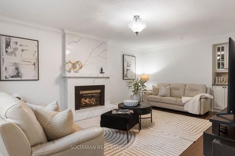 Photo 9 at 28 Dunvegan Drive, South Richvale, Richmond Hill