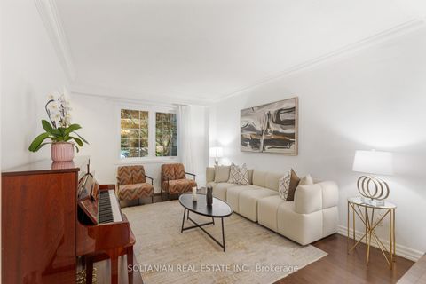 Photo 18 at 28 Dunvegan Drive, South Richvale, Richmond Hill
