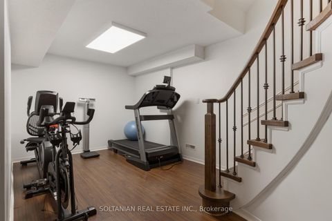 Photo 36 at 28 Dunvegan Drive, South Richvale, Richmond Hill