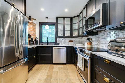 Photo 24 at 75 Dupont Street, Annex, Toronto