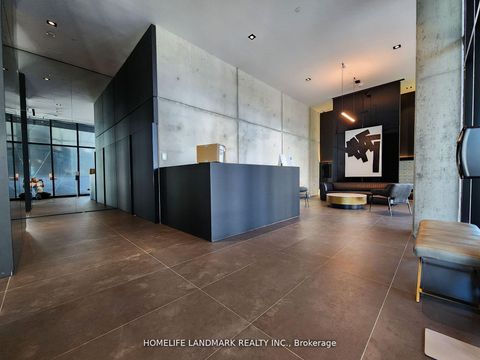 Photo 4 at #618 - 21 Lawren Harris Square, Waterfront Communities C8, Toronto