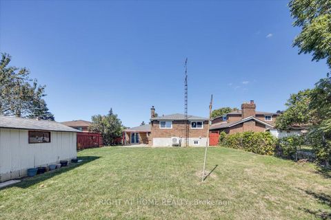 Photo 23 at 27 Villata Gardens, York University Heights, Toronto