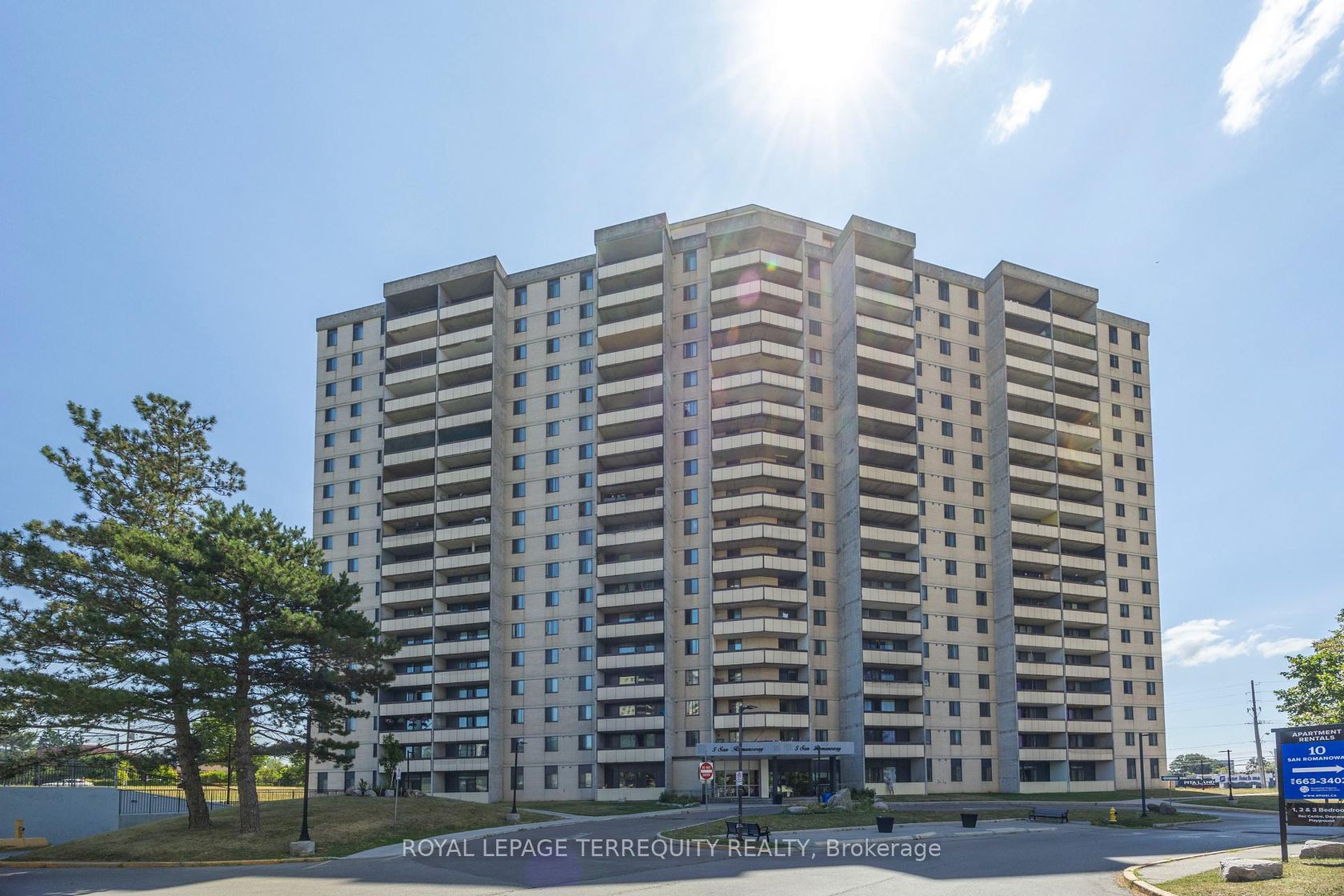 410 - 5 San Romanoway, Black Creek, Toronto photo number 2